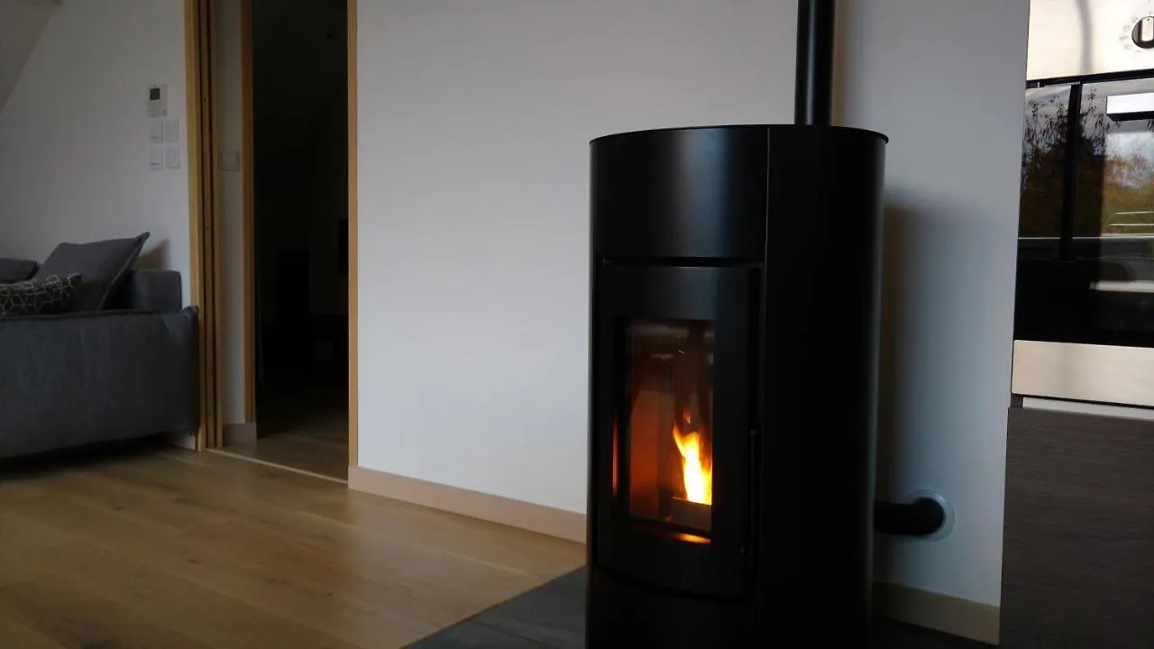 Apartment Gite Clair, Spacieux Et Cosy Avec Vue Sur Le Massif De La Chartreuse Sainte-Helene-du-Lac