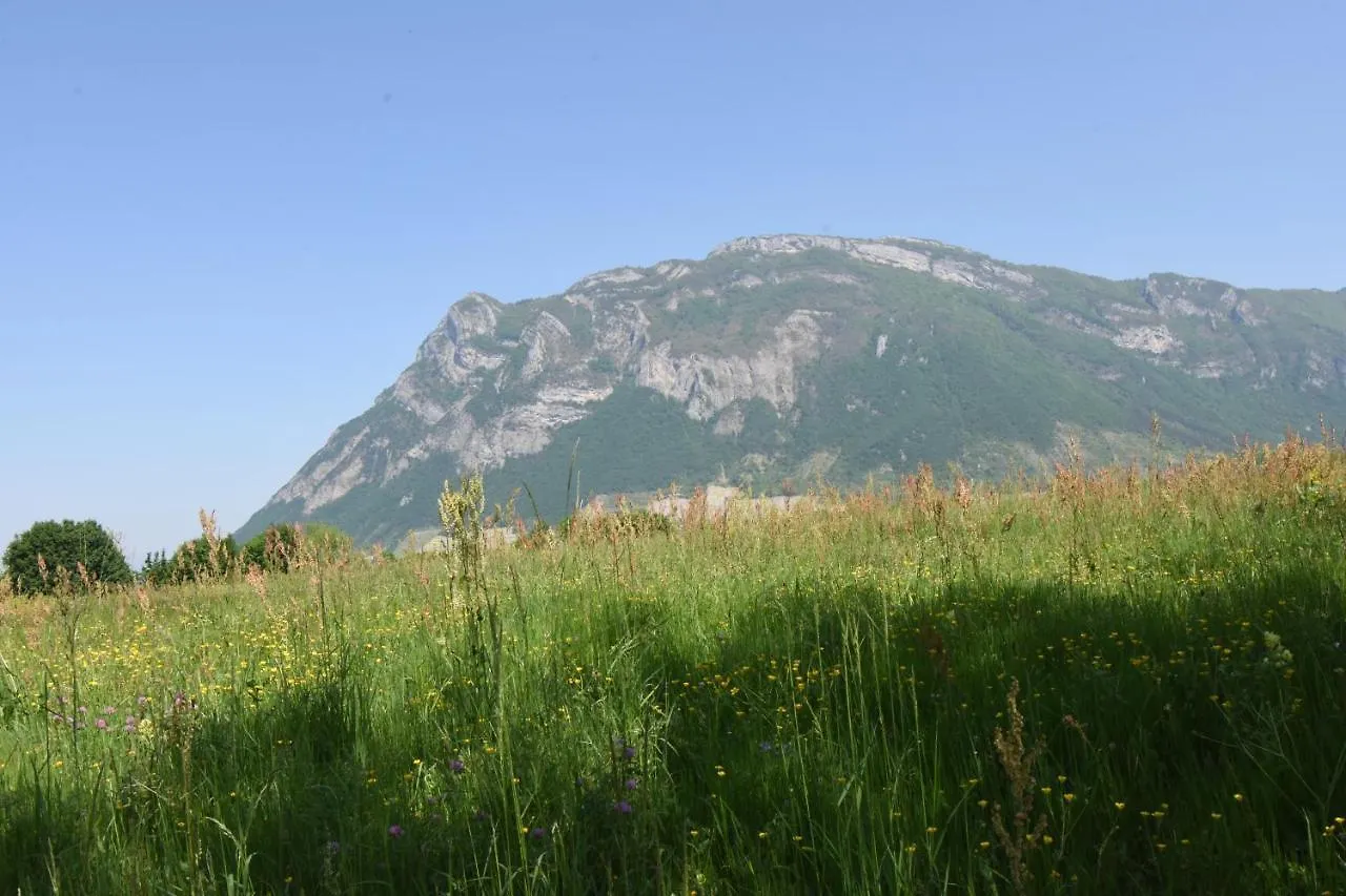 Apartment Gite Clair, Spacieux Et Cosy Avec Vue Sur Le Massif De La Chartreuse Sainte-Helene-du-Lac France